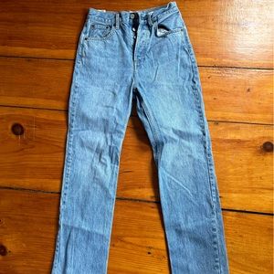 The ’90s loose jean